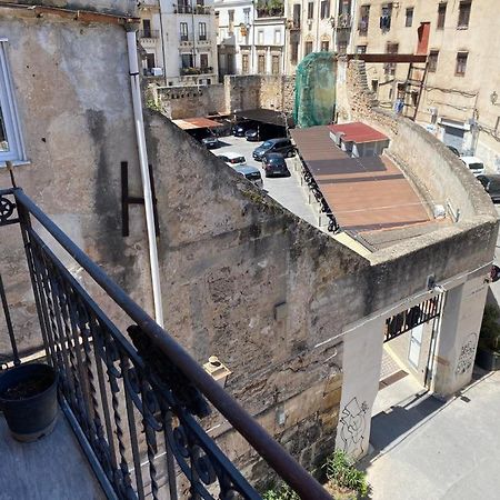 Al Parlatoio Del Centro Storico Apartman Palermo Kültér fotó
